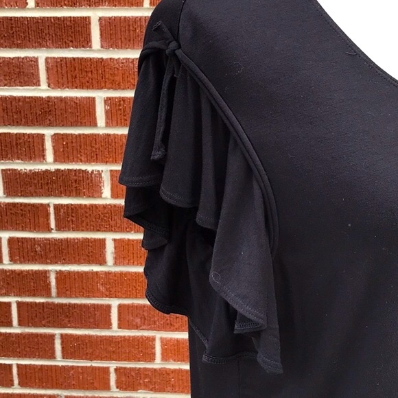 Max Studio Flutter Split Sleeve Top - Picture 2 of 8